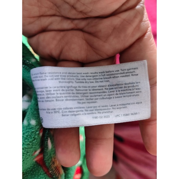 ✅4/25$✅ Carter's 2T toddler one piece fleece pyjama Christmas holiday warm B2 - Picture 6 of 6